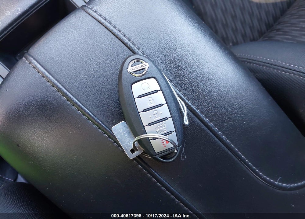 2018 NISSAN ROGUE SV VIN: JN8AT2MV8JW343512
