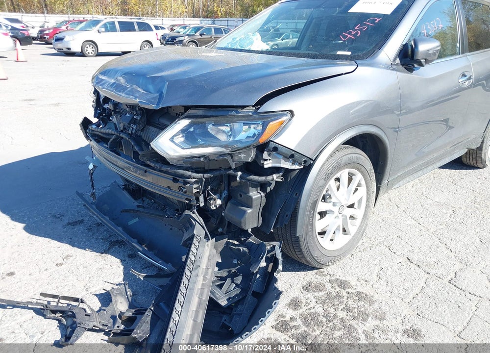 2018 NISSAN ROGUE SV VIN: JN8AT2MV8JW343512
