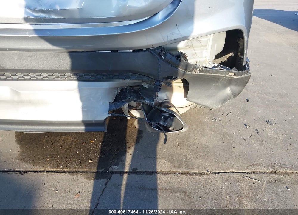 2020 HYUNDAI SANTA FE SEL VIN: 5NMS33AD0LH240592