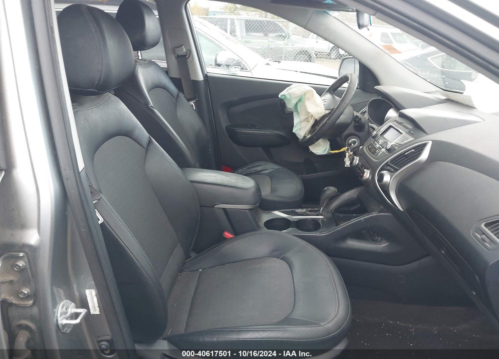 2012 HYUNDAI TUCSON GLS VIN: KM8JU3AC8CU338399