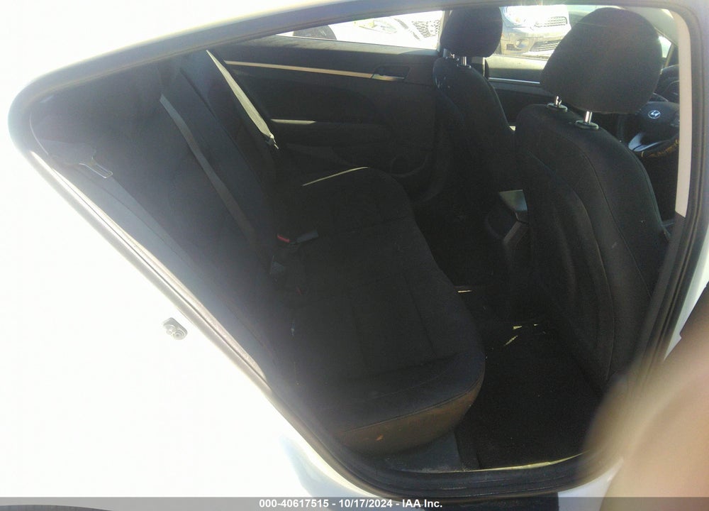 2019 HYUNDAI ELANTRA SE VIN: 5NPD74LF8KH441899