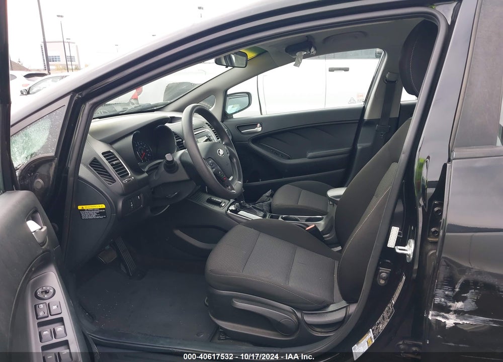 2017 KIA FORTE LX VIN: KNAFK5A84H5667462