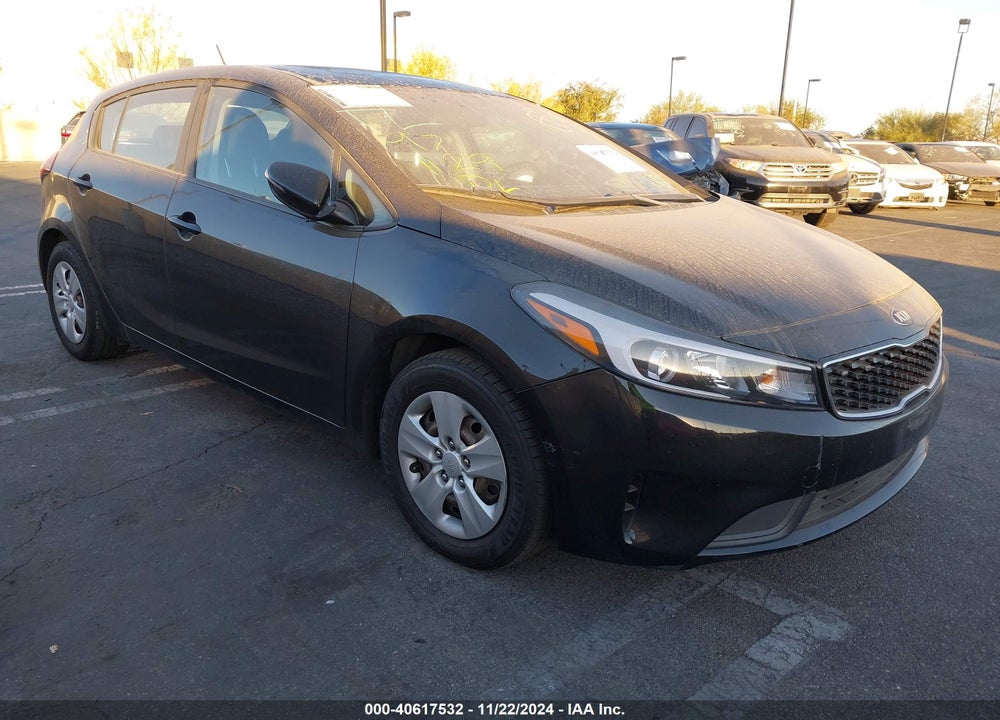 2017 KIA FORTE LX VIN: KNAFK5A84H5667462