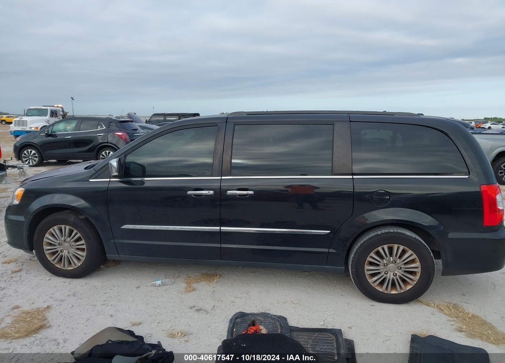 2016 CHRYSLER TOWN & COUNTRY TOURING-L ANNIVERSARY EDITION VIN: 2C4RC1CG0GR166774