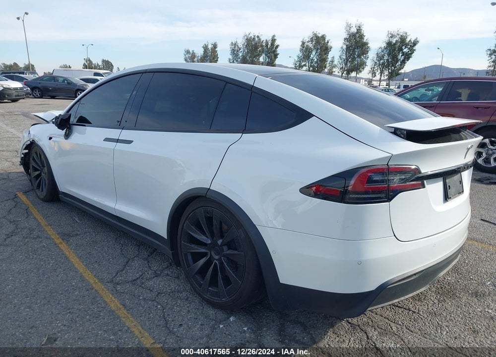 2023 TESLA MODEL X PLAID TRI MOTOR ALL-WHEEL DRIVE VIN: 7SAXCBE64PF374415