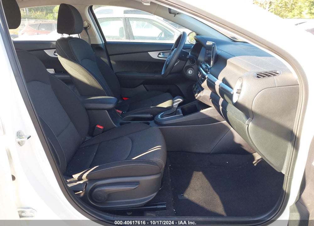2023 KIA FORTE LXS VIN: 3KPF24AD4PE682654
