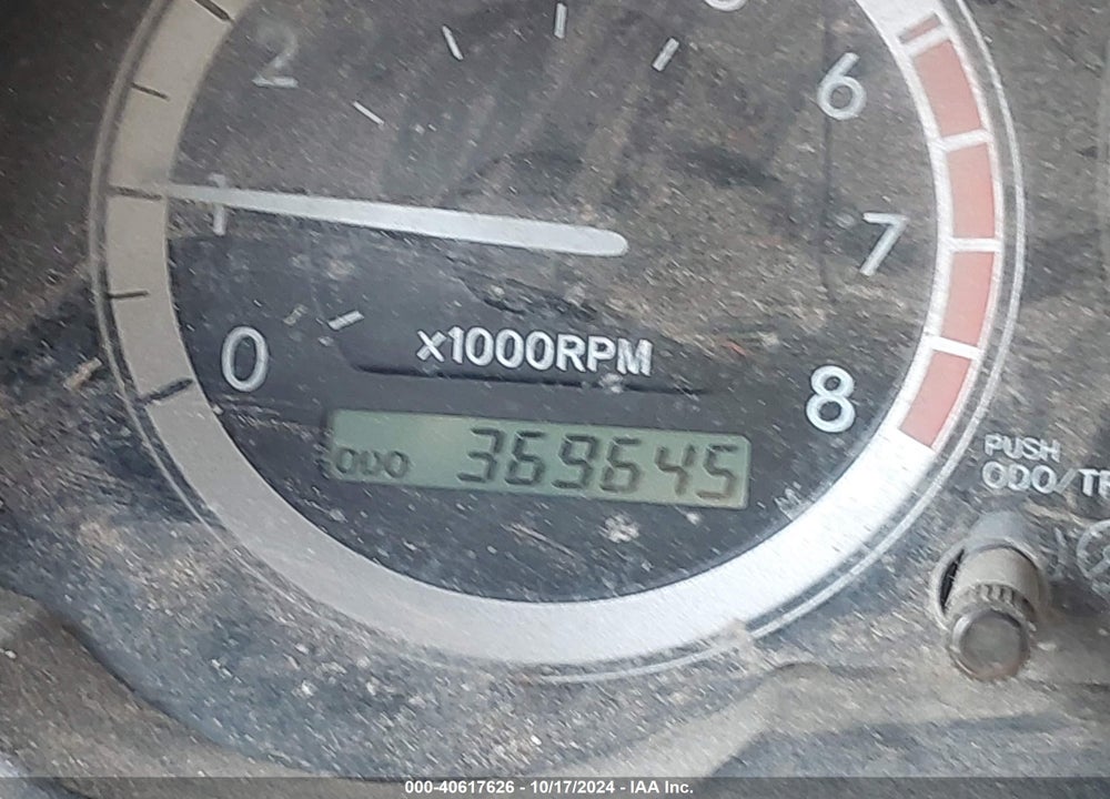 2005 TOYOTA SIENNA CE VIN: 5TDZA23C05S270808