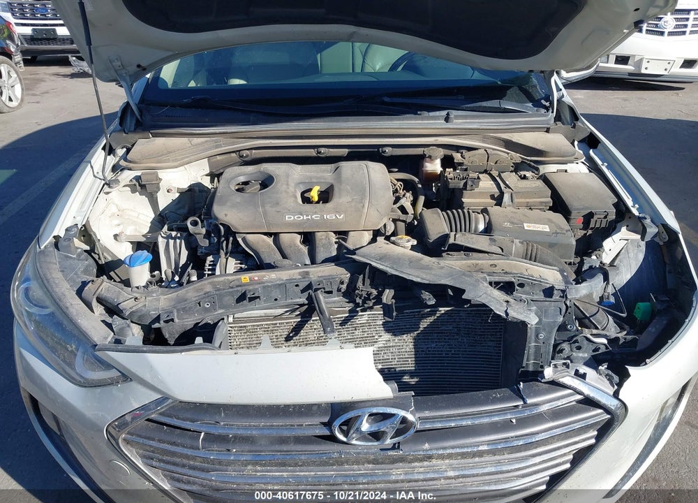 2017 HYUNDAI ELANTRA VIN: KMHD84LF7HU127314