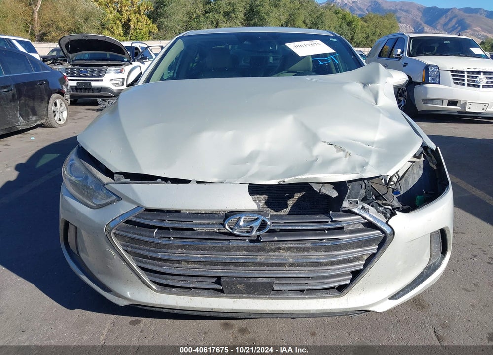 2017 HYUNDAI ELANTRA VIN: KMHD84LF7HU127314
