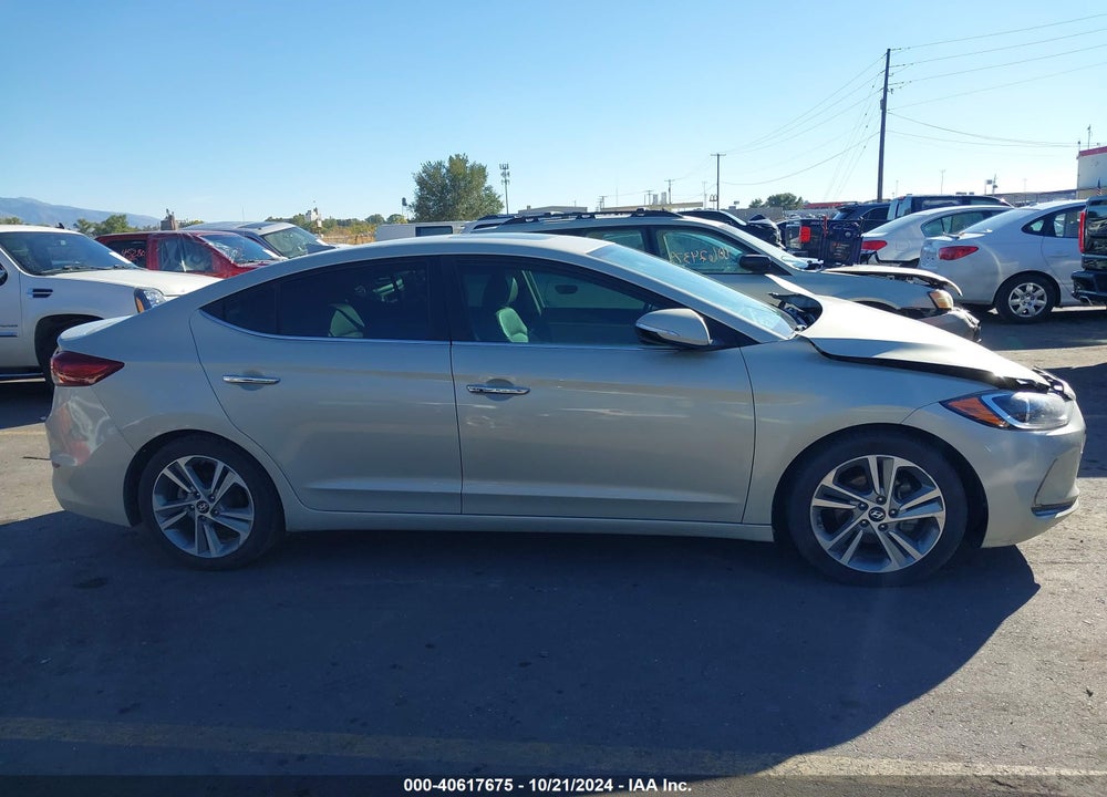 2017 HYUNDAI ELANTRA VIN: KMHD84LF7HU127314