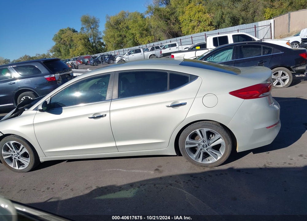 2017 HYUNDAI ELANTRA VIN: KMHD84LF7HU127314