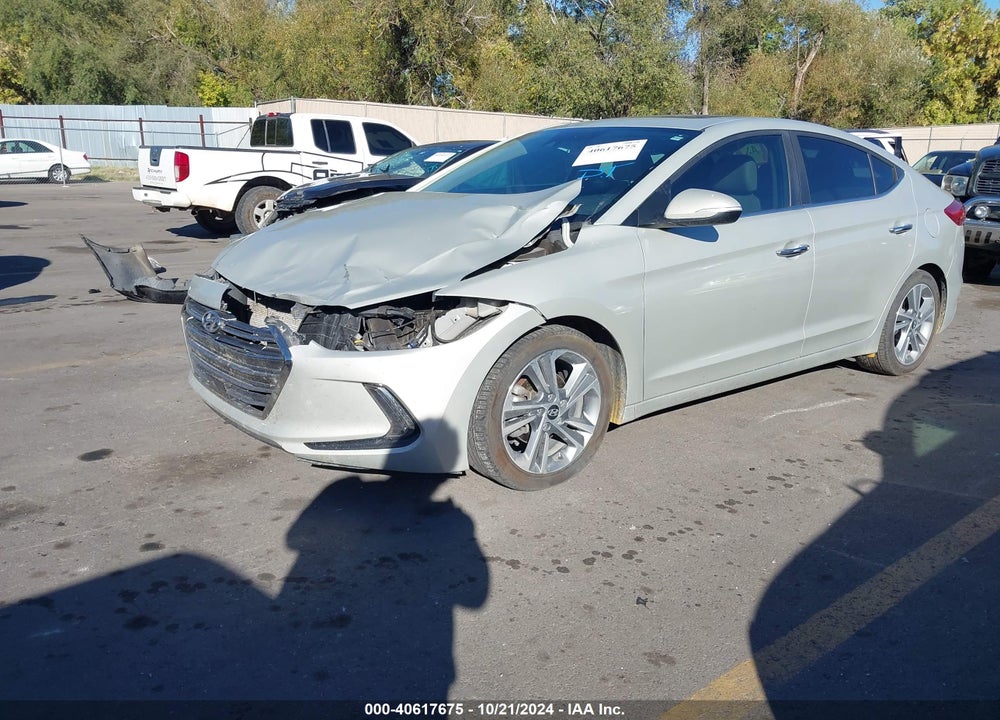 2017 HYUNDAI ELANTRA VIN: KMHD84LF7HU127314