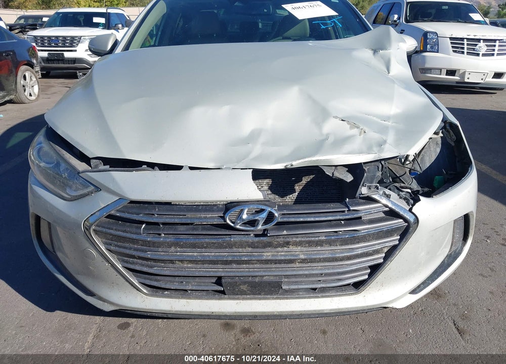 2017 HYUNDAI ELANTRA VIN: KMHD84LF7HU127314
