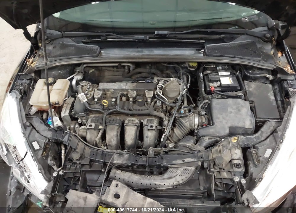 2016 FORD FOCUS SE VIN: 1FADP3F28GL230214