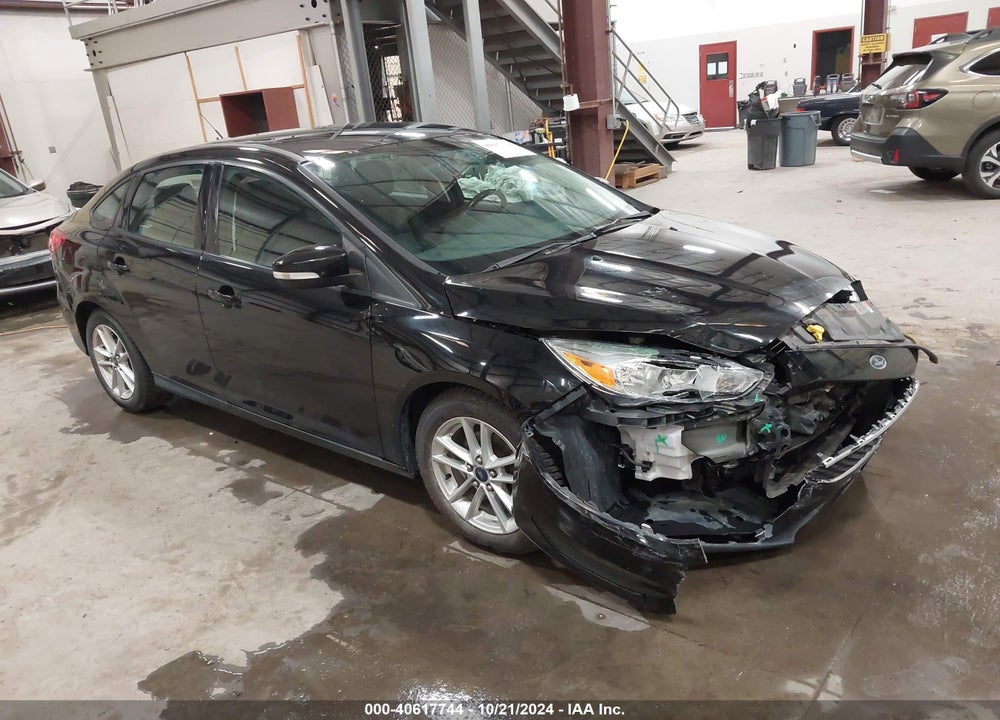2016 FORD FOCUS SE VIN: 1FADP3F28GL230214