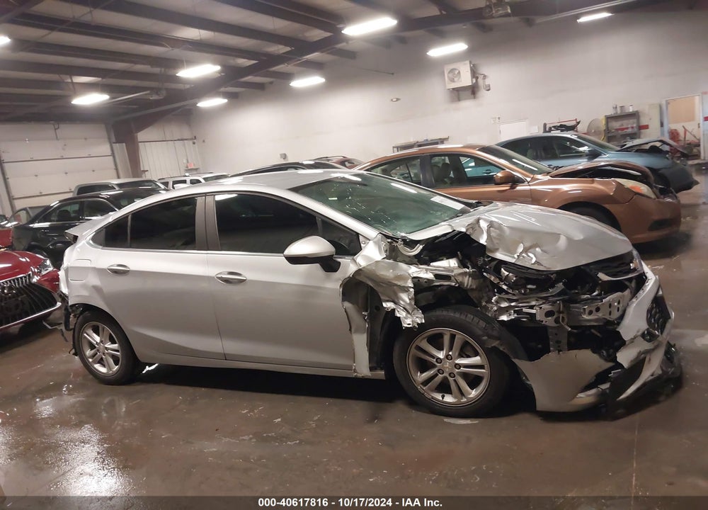 2018 CHEVROLET CRUZE LT AUTO VIN: 1G1BE5SM4J7129304