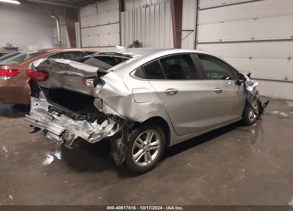 2018 CHEVROLET CRUZE LT AUTO VIN: 1G1BE5SM4J7129304