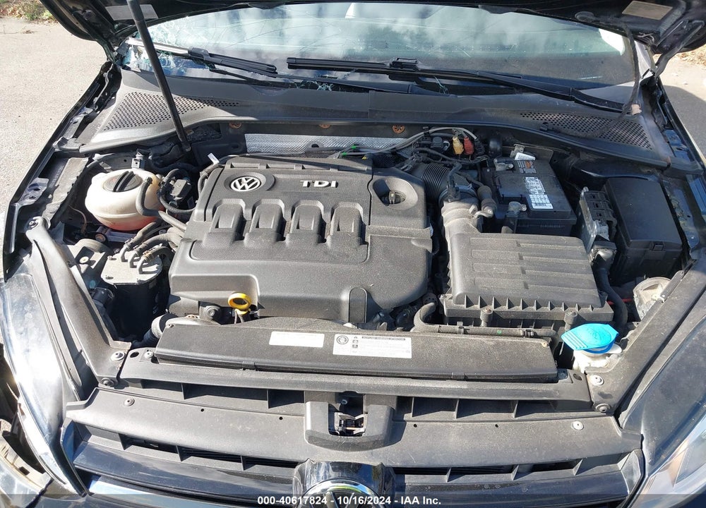 2015 VOLKSWAGEN GOLF VIN: 3VW2A7AU8FM061597