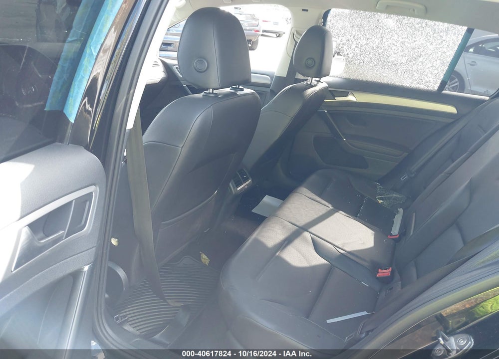 2015 VOLKSWAGEN GOLF VIN: 3VW2A7AU8FM061597
