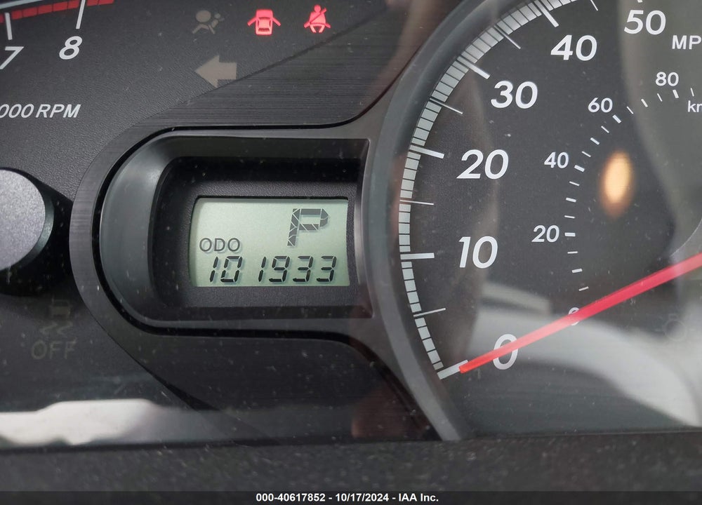 2014 TOYOTA SIENNA LE V6 8 PASSENGER VIN: 5TDKK3DC9ES478527