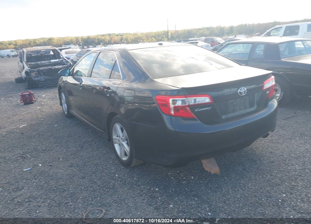 2012 TOYOTA CAMRY SE VIN: 4T1BF1FK9CU030709