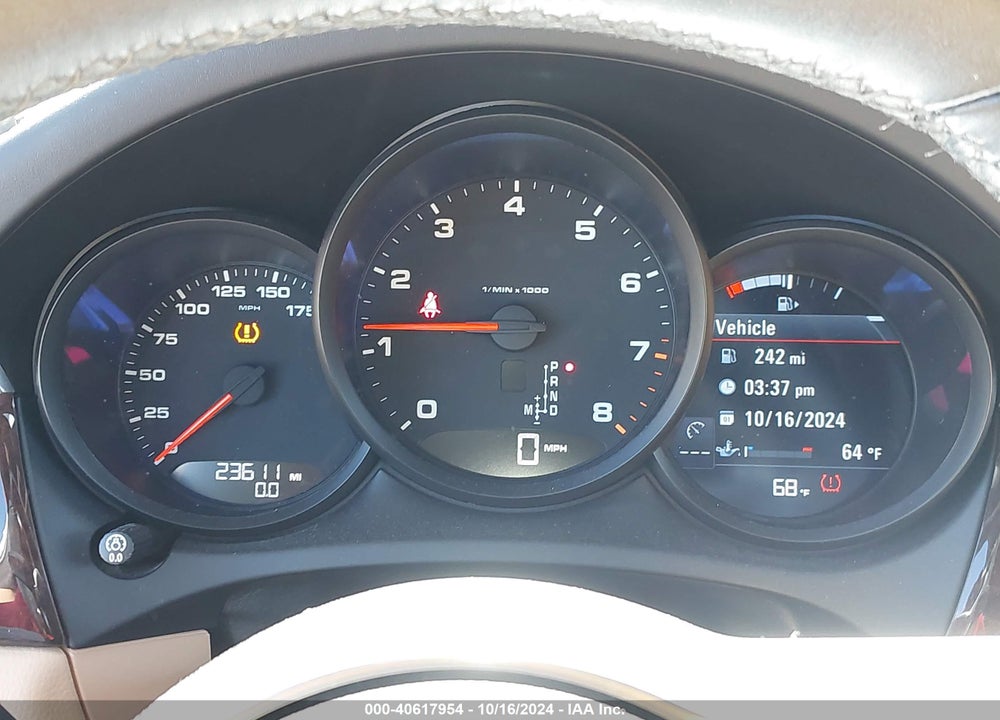 2018 PORSCHE MACAN VIN: WP1AA2A59JLB20630