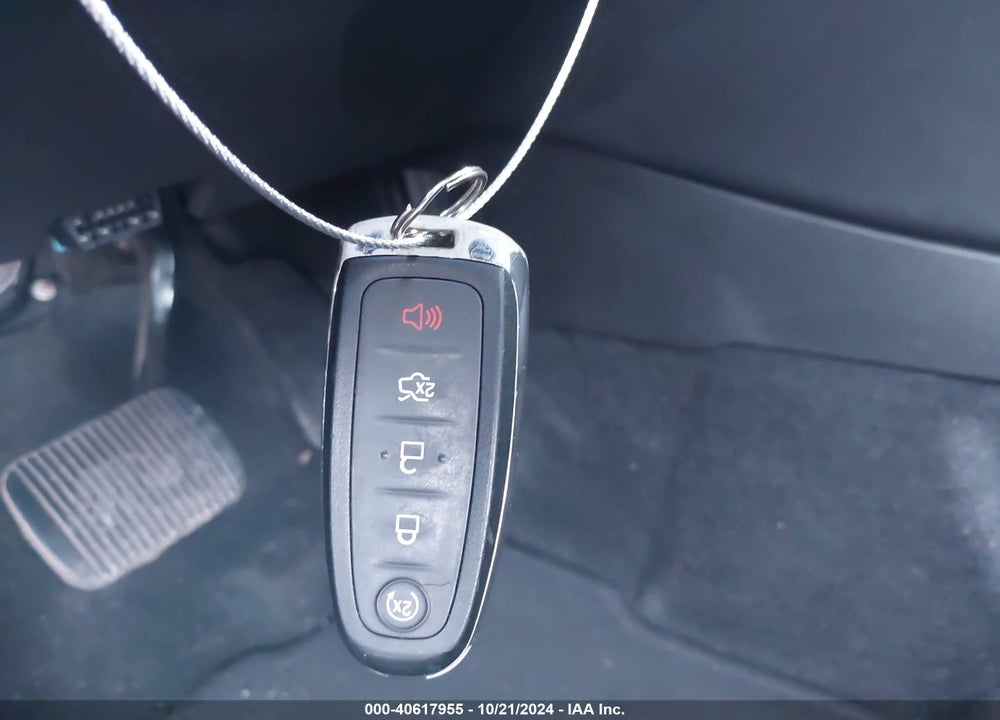 2016 FORD TAURUS SEL VIN: 1FAHP2E85GG100451