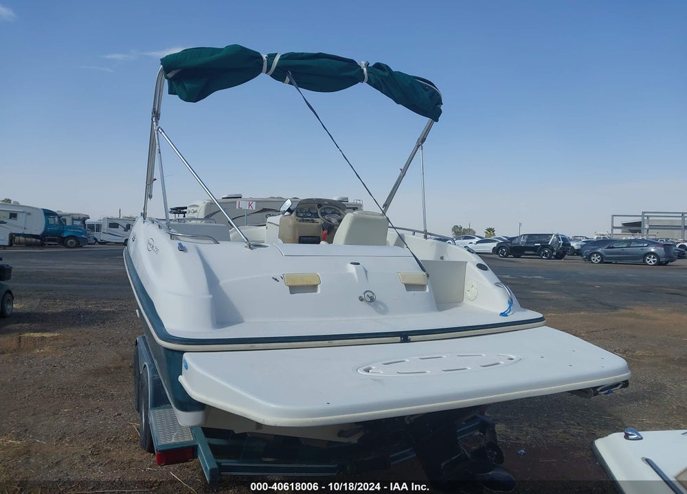 2001 TAHOE TRAILER VIN: MGL13630H101