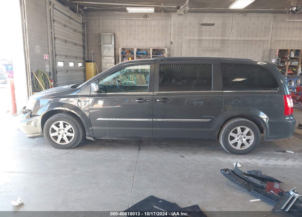 2012 CHRYSLER TOWN & COUNTRY TOURING VIN: 2C4RC1BG3CR187548