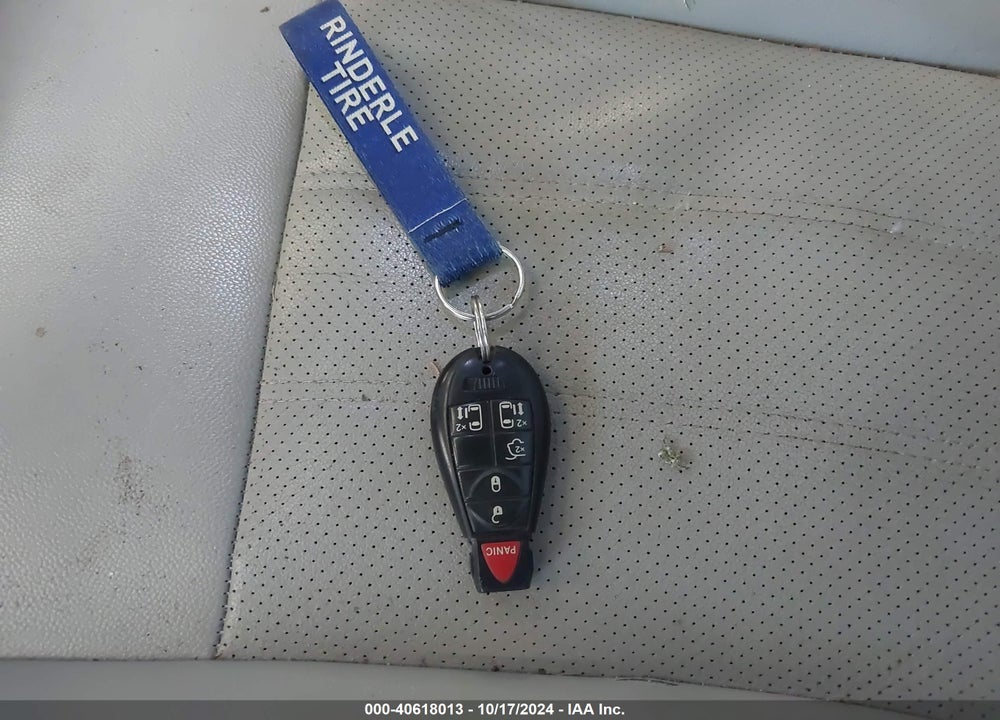 2012 CHRYSLER TOWN & COUNTRY TOURING VIN: 2C4RC1BG3CR187548