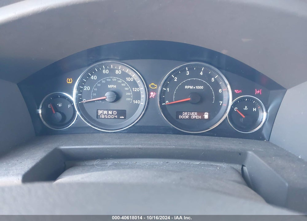 2008 JEEP COMMANDER SPORT VIN: 1J8HG48K58C233046