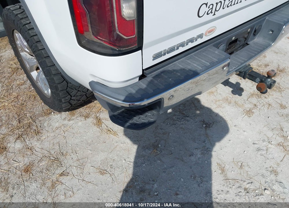 2017 GMC SIERRA 1500 SLT VIN: 3GTP1NEC8HG120602