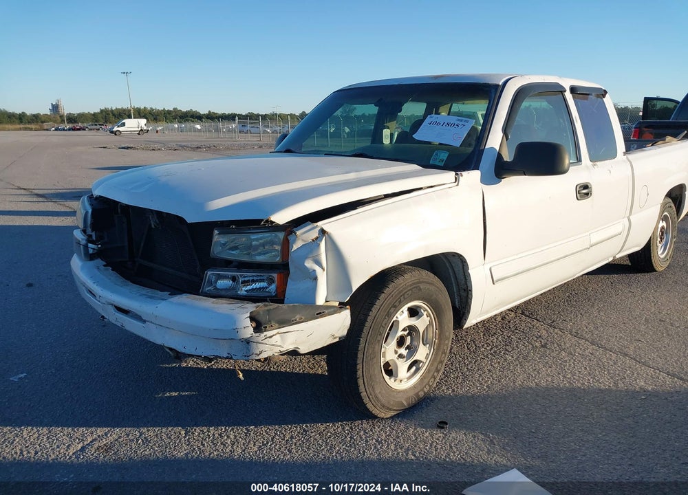 2003 CHEVROLET SILVERADO 1500 LS VIN: 2GCEC19V731124521