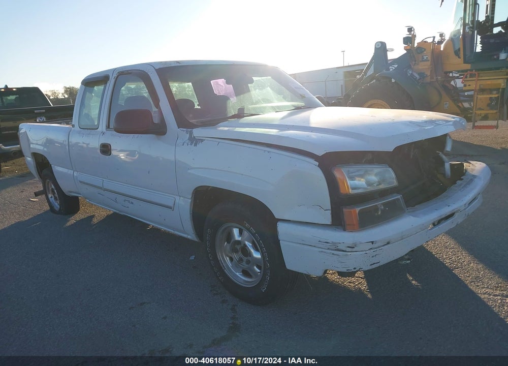 2003 CHEVROLET SILVERADO 1500 LS VIN: 2GCEC19V731124521