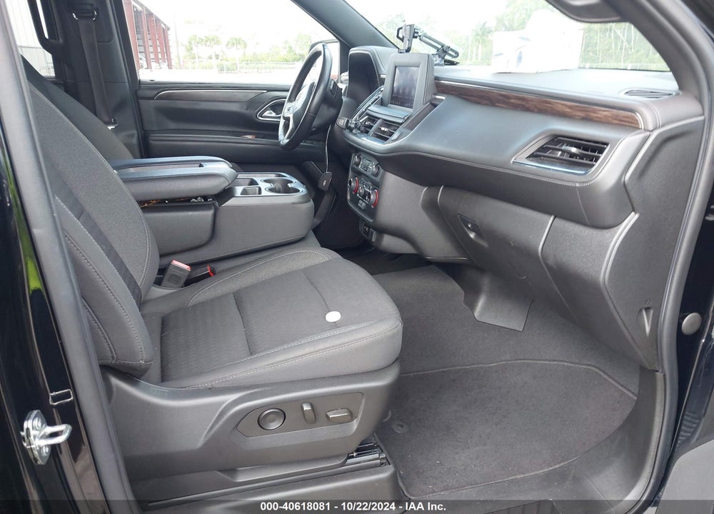 2022 CHEVROLET SUBURBAN 2WD LS VIN: 1GNSCBED2NR265438