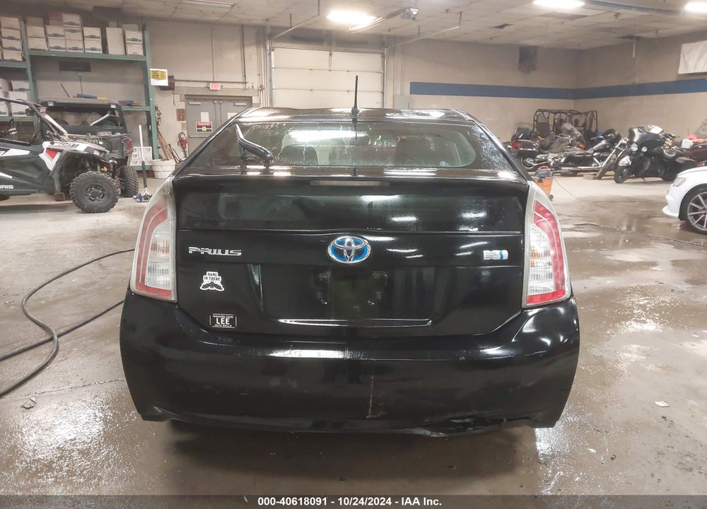 2014 TOYOTA PRIUS TWO VIN: JTDKN3DU3E1772602