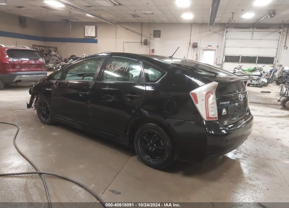 2014 TOYOTA PRIUS TWO VIN: JTDKN3DU3E1772602