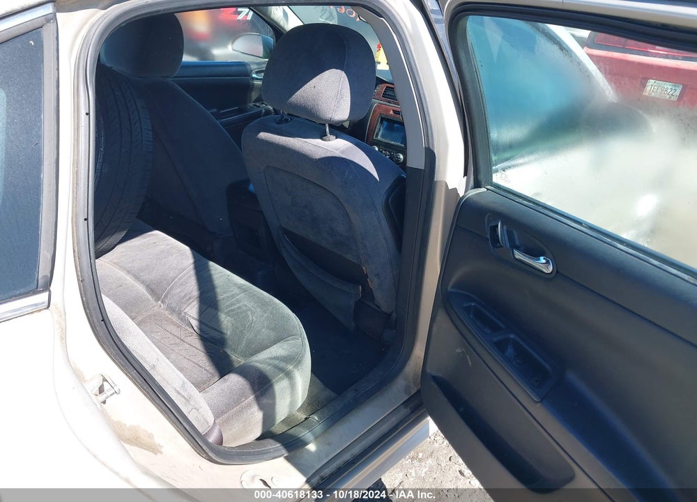 2011 CHEVROLET IMPALA LT VIN: 2G1WG5EK8B1160012
