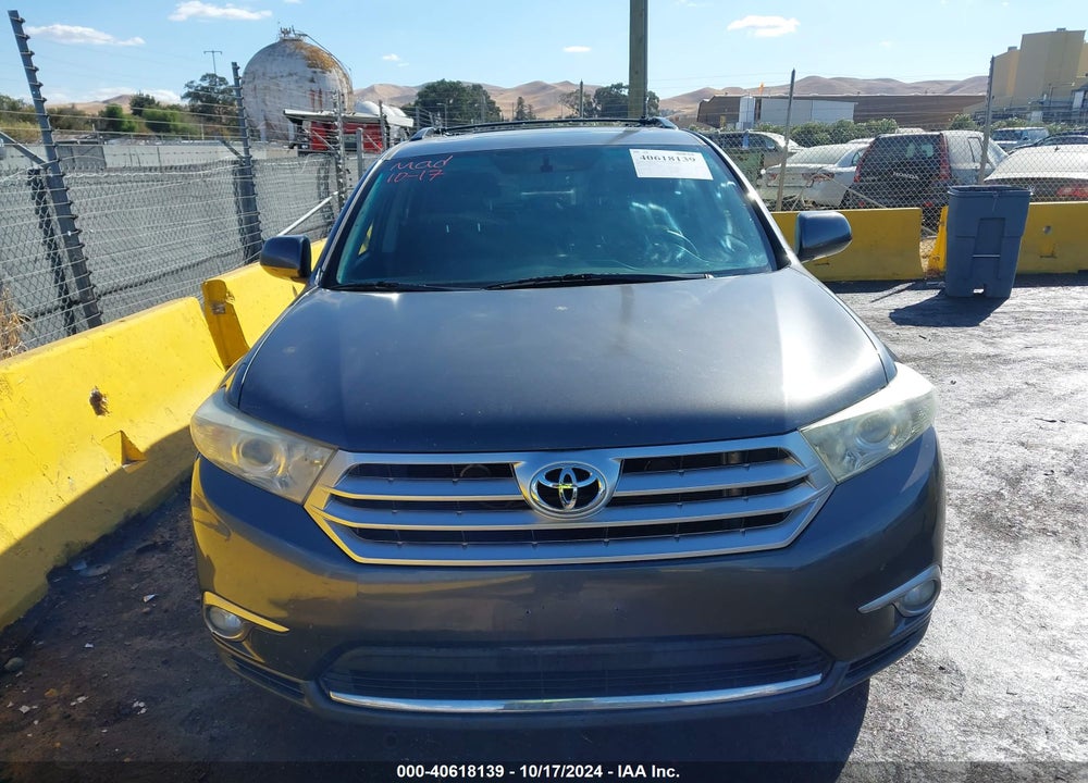 2011 TOYOTA HIGHLANDER LIMITED V6 VIN: 5TDDK3EH0BS076748