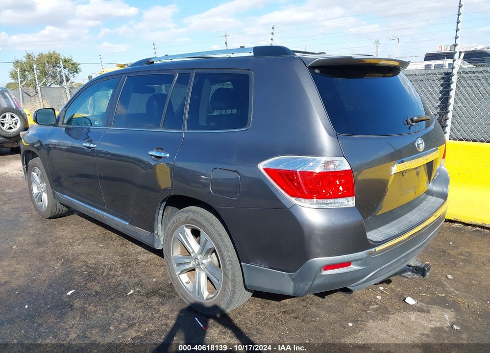 2011 TOYOTA HIGHLANDER LIMITED V6 VIN: 5TDDK3EH0BS076748