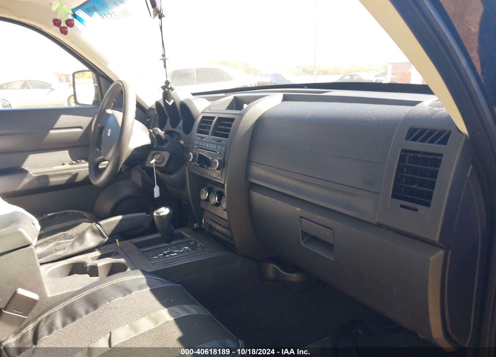2007 DODGE NITRO SXT VIN: 1D8GT28K07W535135