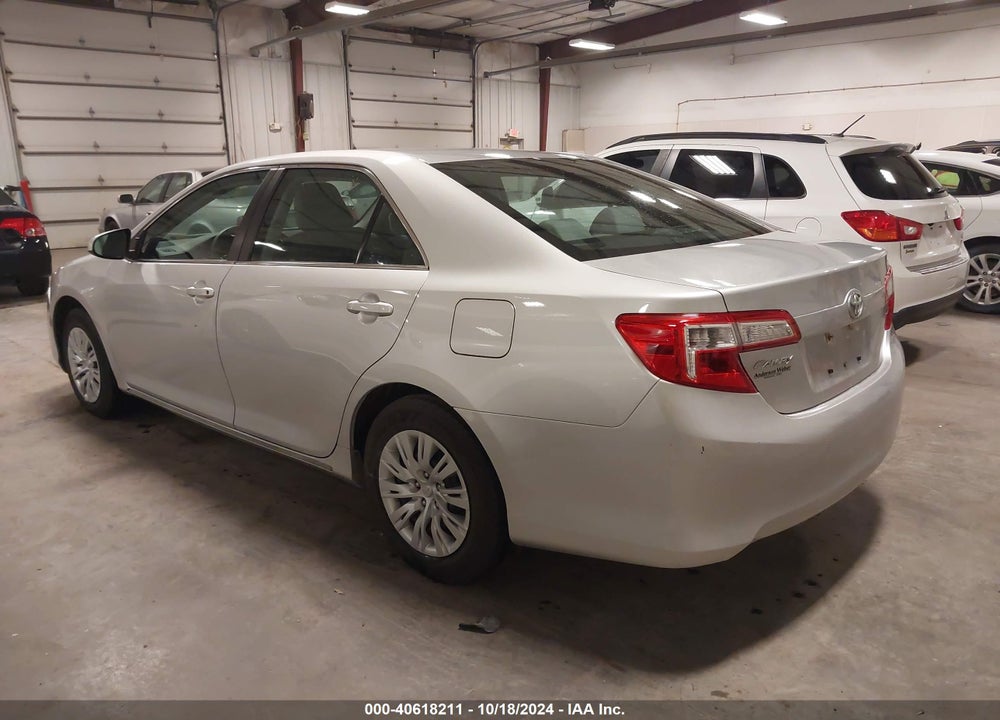 2014 TOYOTA CAMRY LE VIN: 4T4BF1FK9ER343557