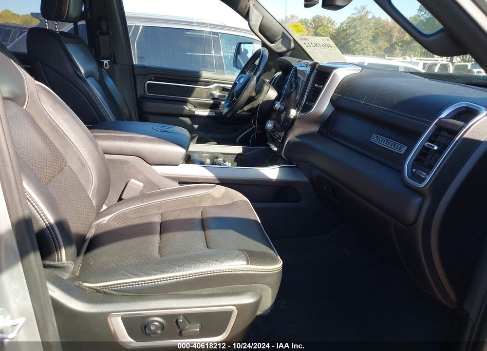 2020 RAM 1500 LAIE  4X4 5'7 BOX VIN: 1C6SRFJT4LN143302