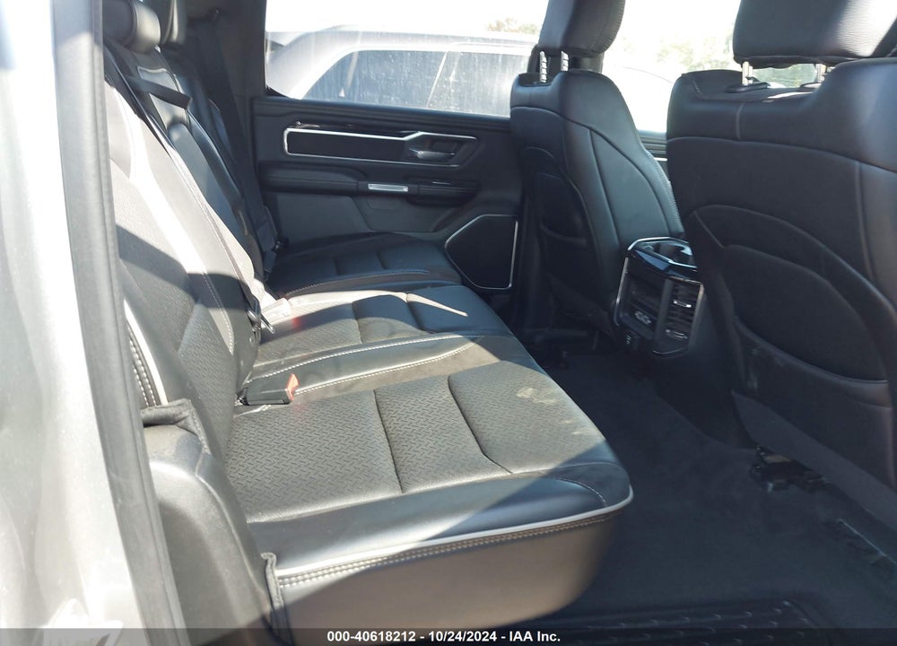 2020 RAM 1500 LAIE  4X4 5'7 BOX VIN: 1C6SRFJT4LN143302