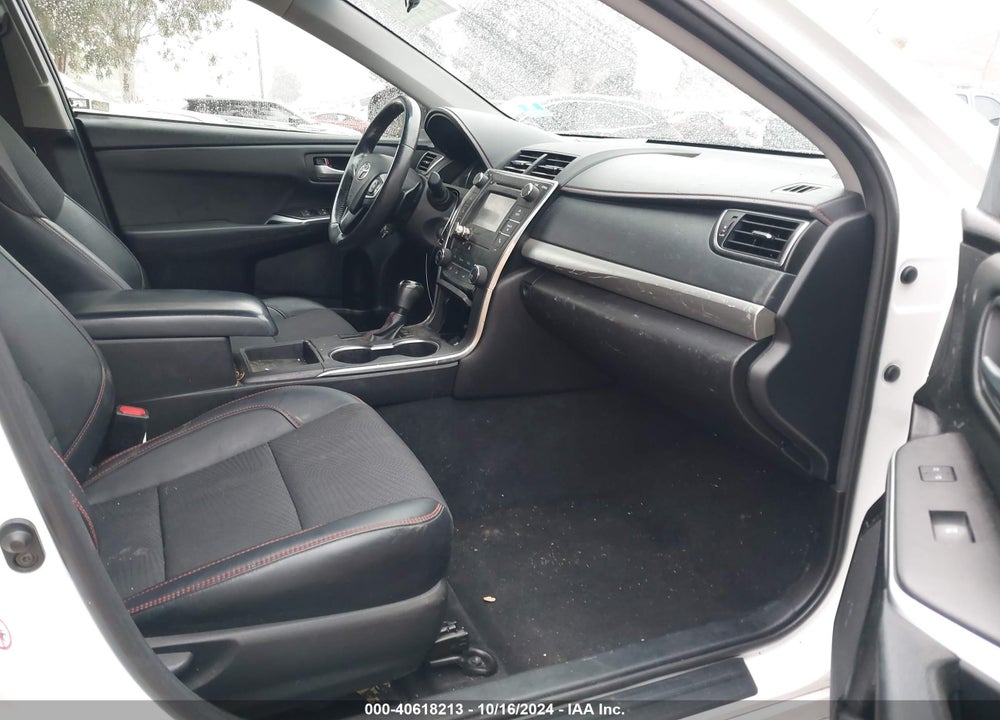 2017 TOYOTA CAMRY SE VIN: 4T1BF1FK7HU802910