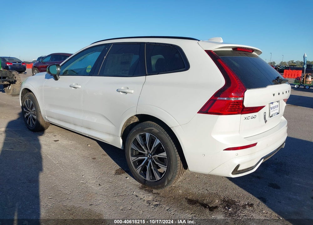 2024 VOLVO XC60 B5 PLUS DARK THEME VIN: YV4L12RL7R1829008