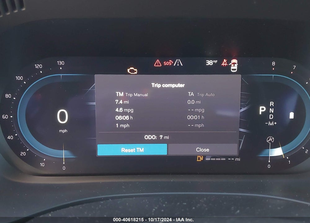 2024 VOLVO XC60 B5 PLUS DARK THEME VIN: YV4L12RL7R1829008