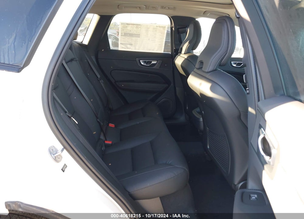 2024 VOLVO XC60 B5 PLUS DARK THEME VIN: YV4L12RL7R1829008