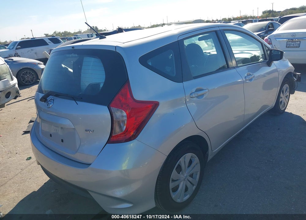 2018 NISSAN VERSA NOTE SV VIN: 3N1CE2CP6JL370248