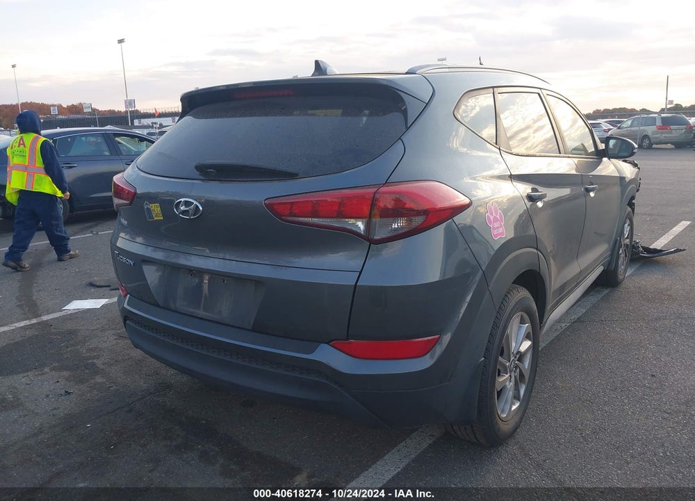 2017 HYUNDAI TUCSON SE PLUS VIN: KM8J33A46HU419999